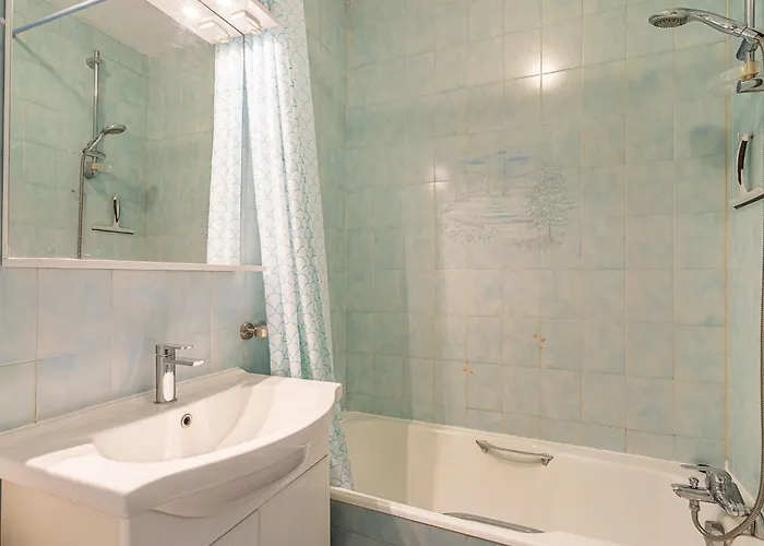 Le Diamant By Interhome Le Lavandou